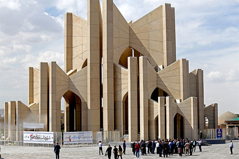 بازدیدازمقبره الشعرا تبریز
