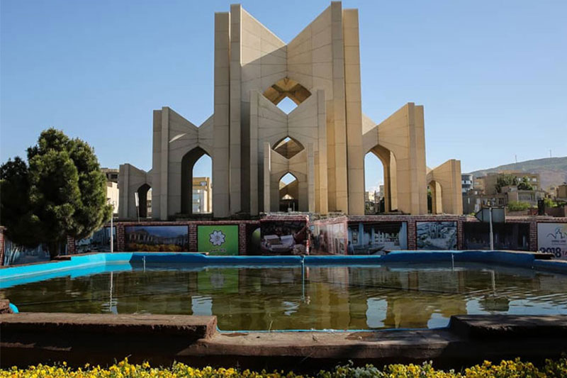 مقبره الشعرا در آذربایجان شرقی