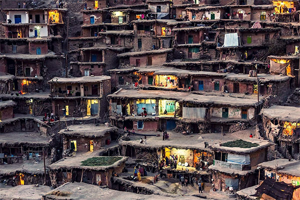 Uraman Takht